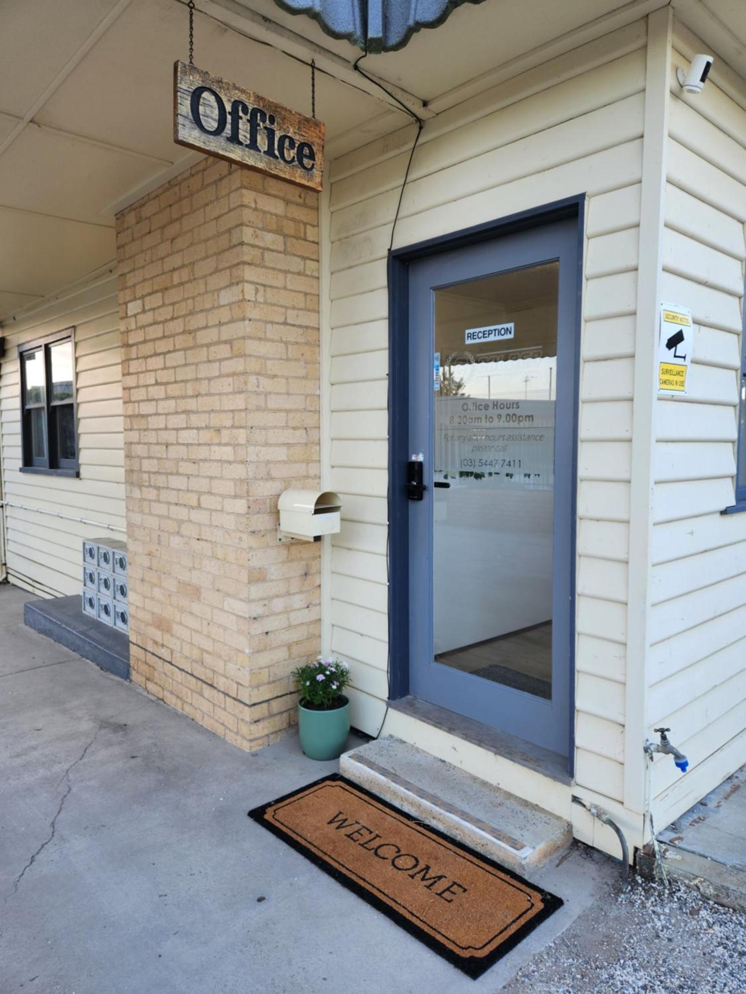 Calder Family Motel Bendigo Exterior photo