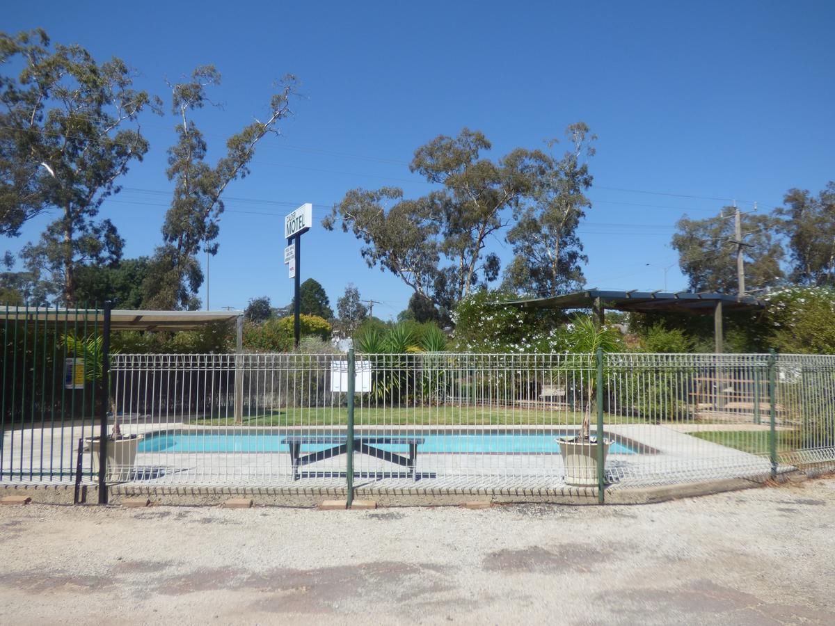 Calder Motel Bendigo Exterior photo